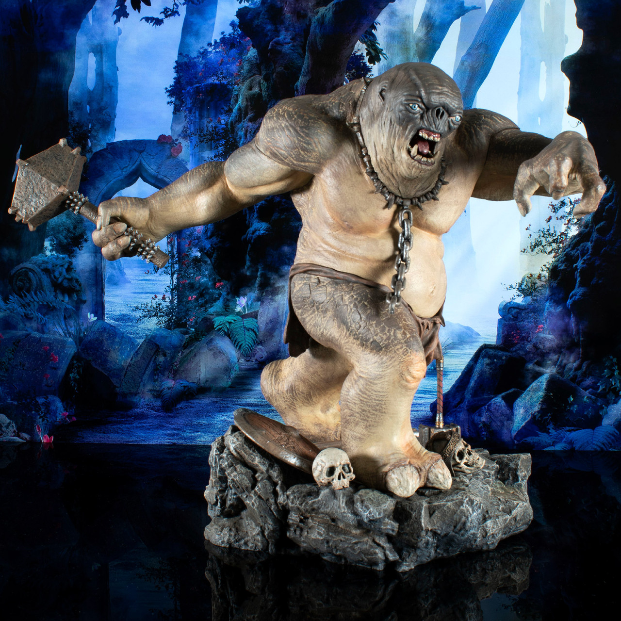 Pre-Order Diamond Gallery Lord of the Rings Cave Troll Deluxe Diorama Statue